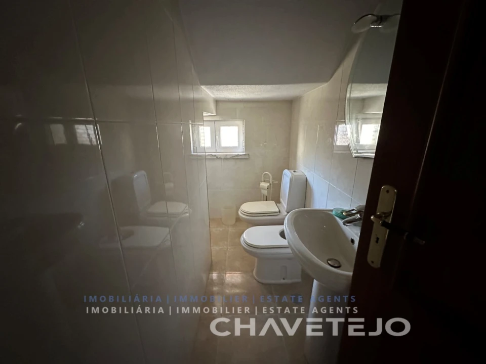 Moradia T4 para Venda em Serra e Junceira Foto 30