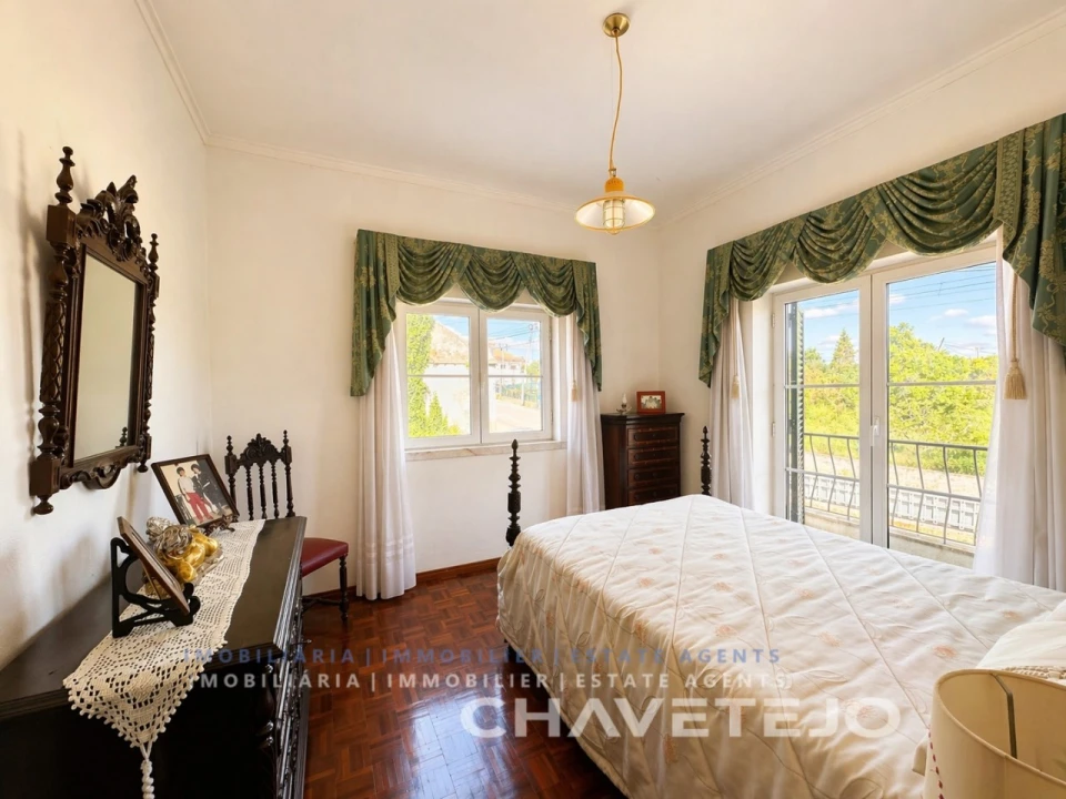 Moradia T4 para Venda em Serra e Junceira Foto 11