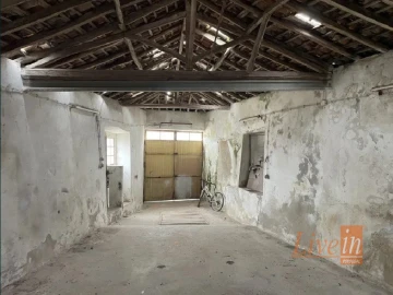 Armazém para Venda em Mafra