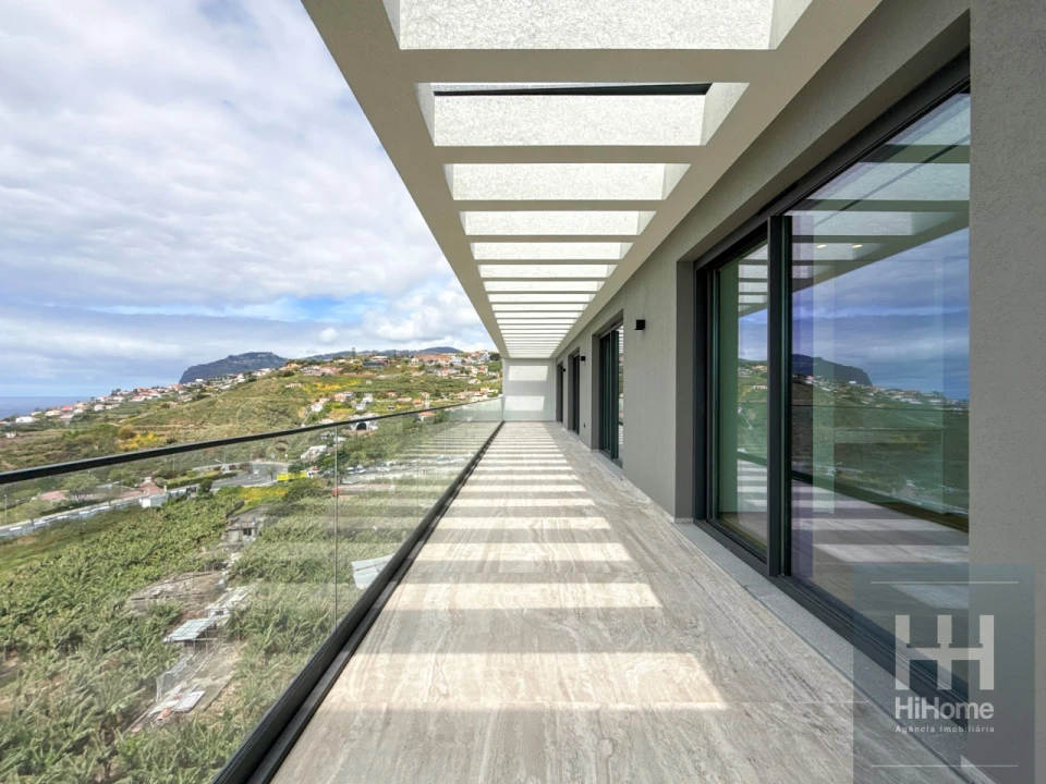 Apartamento T4 para Venda em São Martinho Foto 2