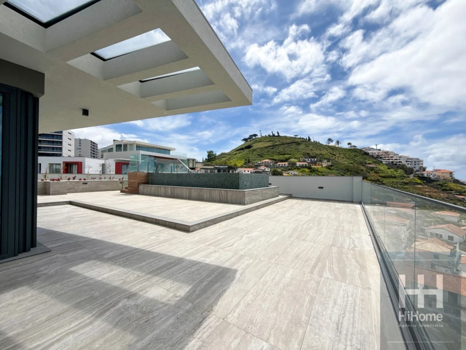 Apartamento T4 para Venda em São Martinho Foto 7