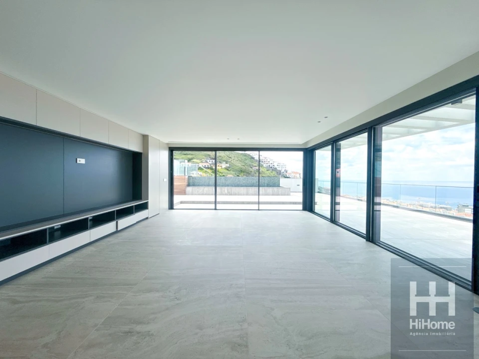 Apartamento T4 para Venda em São Martinho Foto 10