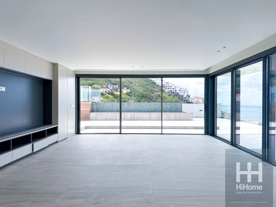 Apartamento T4 para Venda em São Martinho Foto 12