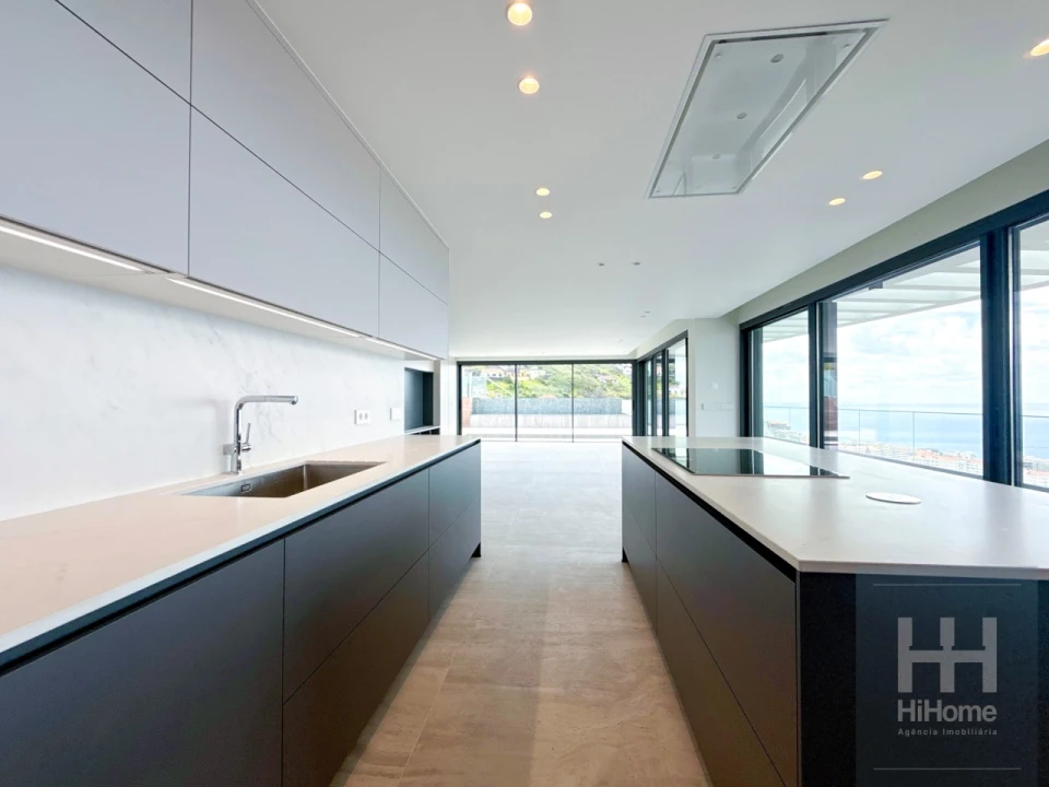 Apartamento T4 para Venda em São Martinho Foto 14