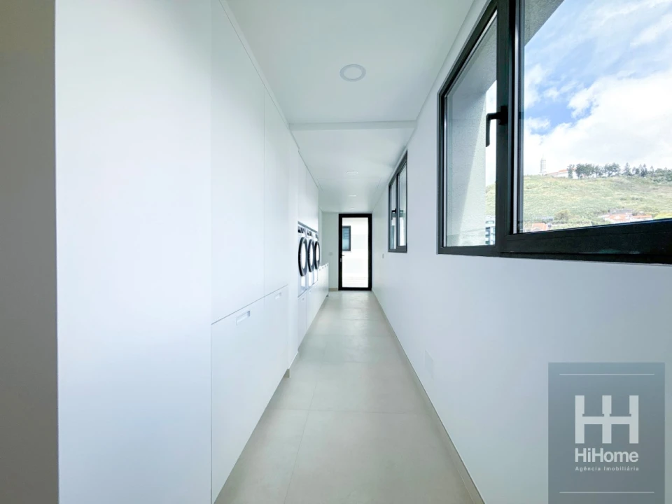 Apartamento T4 para Venda em São Martinho Foto 19