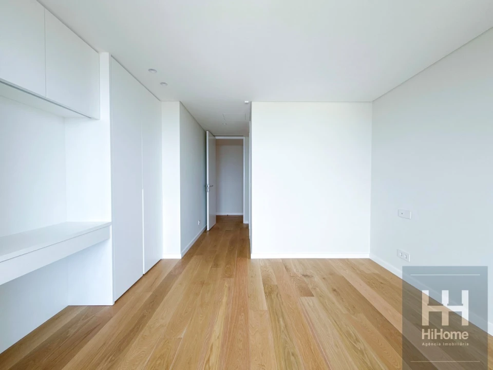 Apartamento T4 para Venda em São Martinho Foto 26