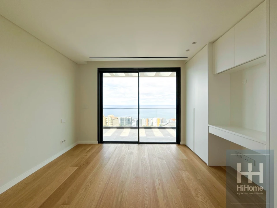 Apartamento T4 para Venda em São Martinho Foto 28