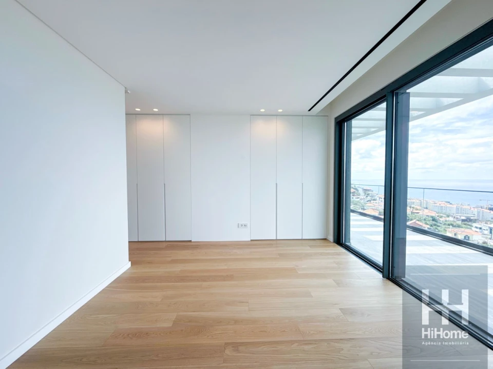 Apartamento T4 para Venda em São Martinho Foto 31