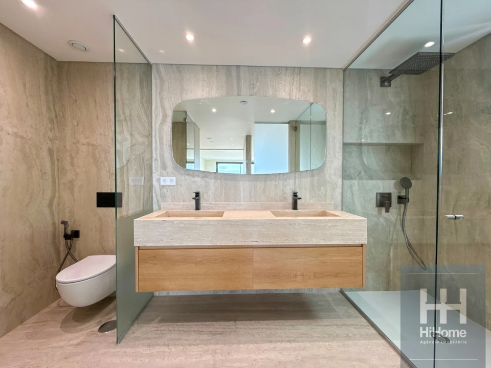 Apartamento T4 para Venda em São Martinho Foto 33