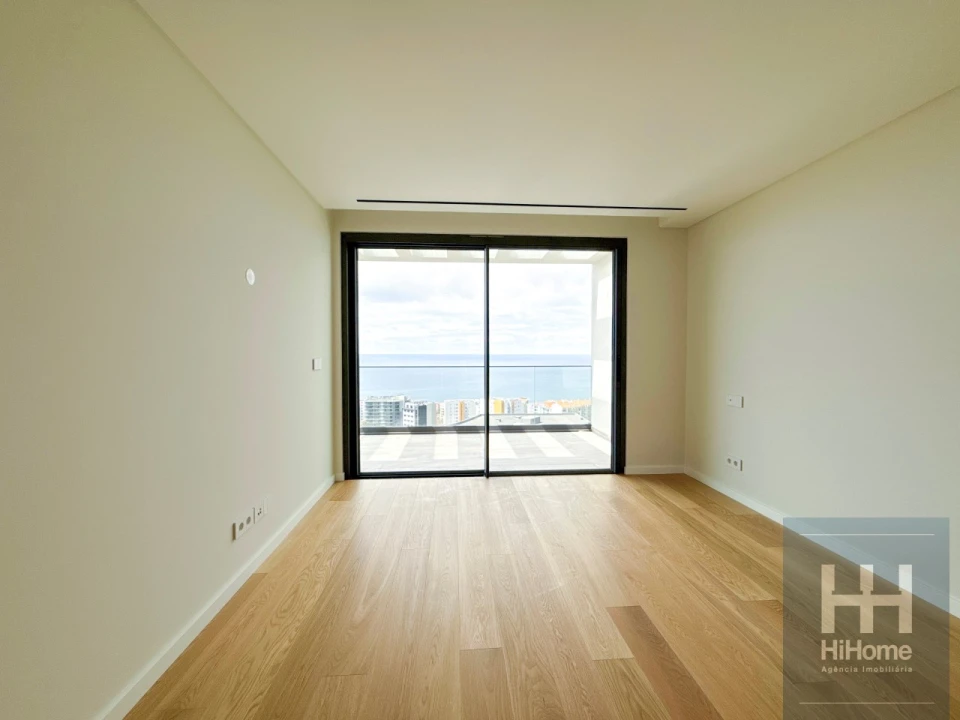 Apartamento T4 para Venda em São Martinho Foto 38