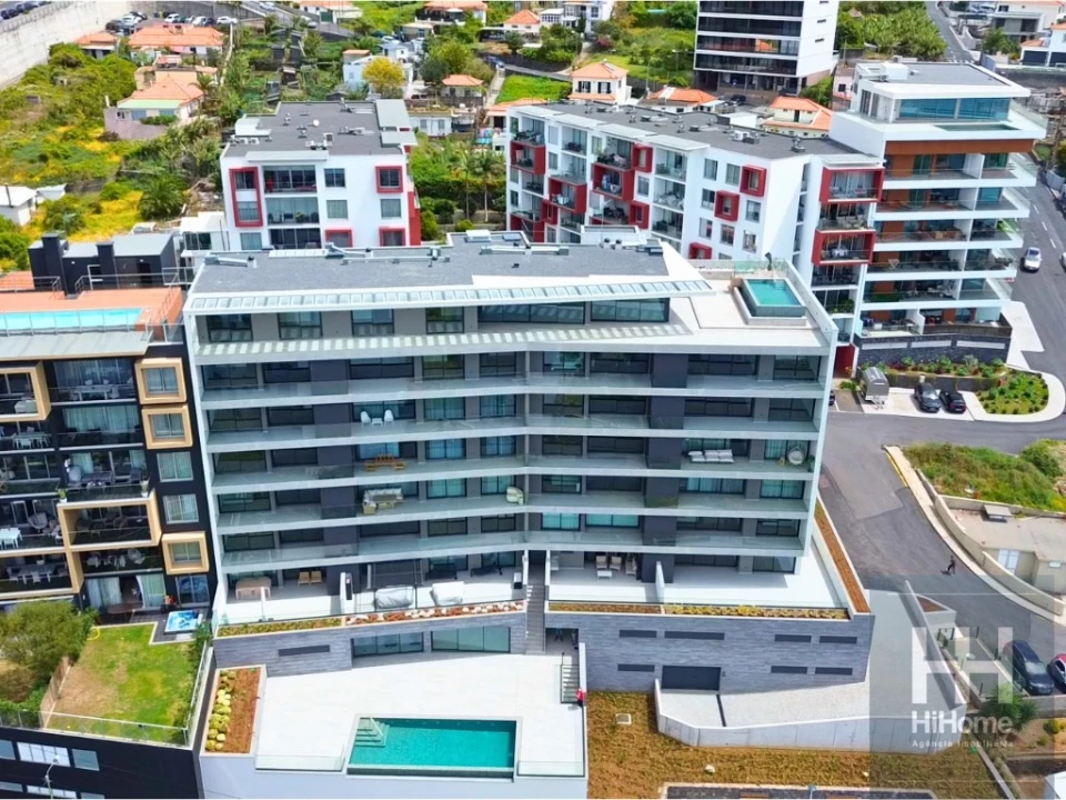 Apartamento T4 para Venda em São Martinho Foto 42