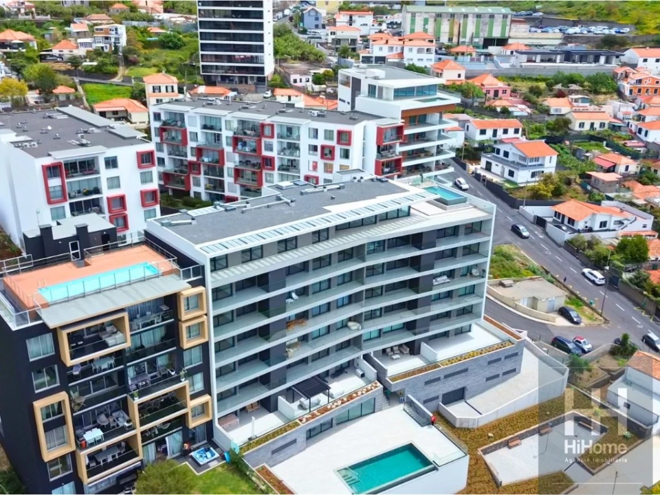 Apartamento T4 para Venda em São Martinho Foto 44