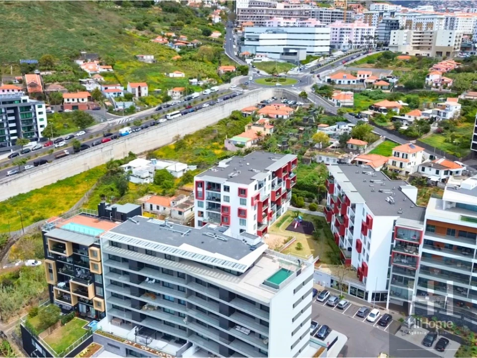 Apartamento T4 para Venda em São Martinho Foto 45
