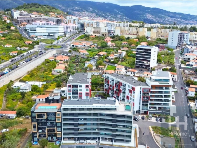 Apartamento T4 para Venda em São Martinho Foto 43