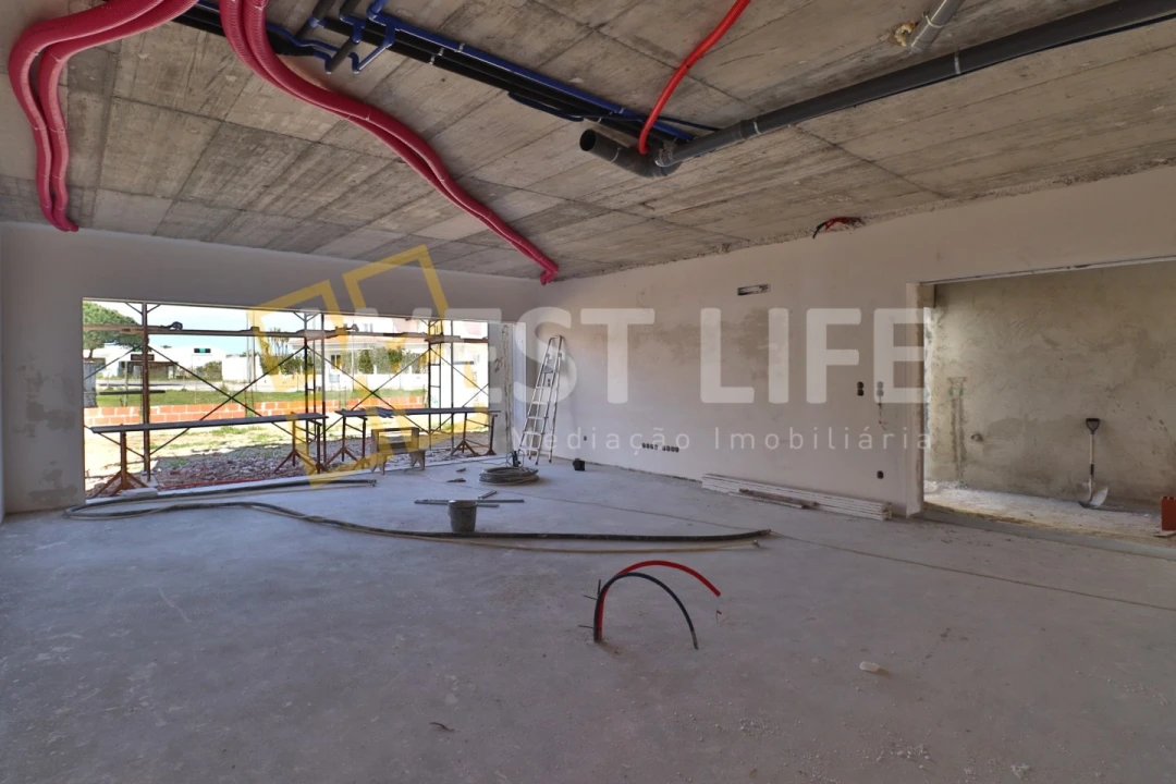 Moradia T4 para Venda em Silveira Foto 3