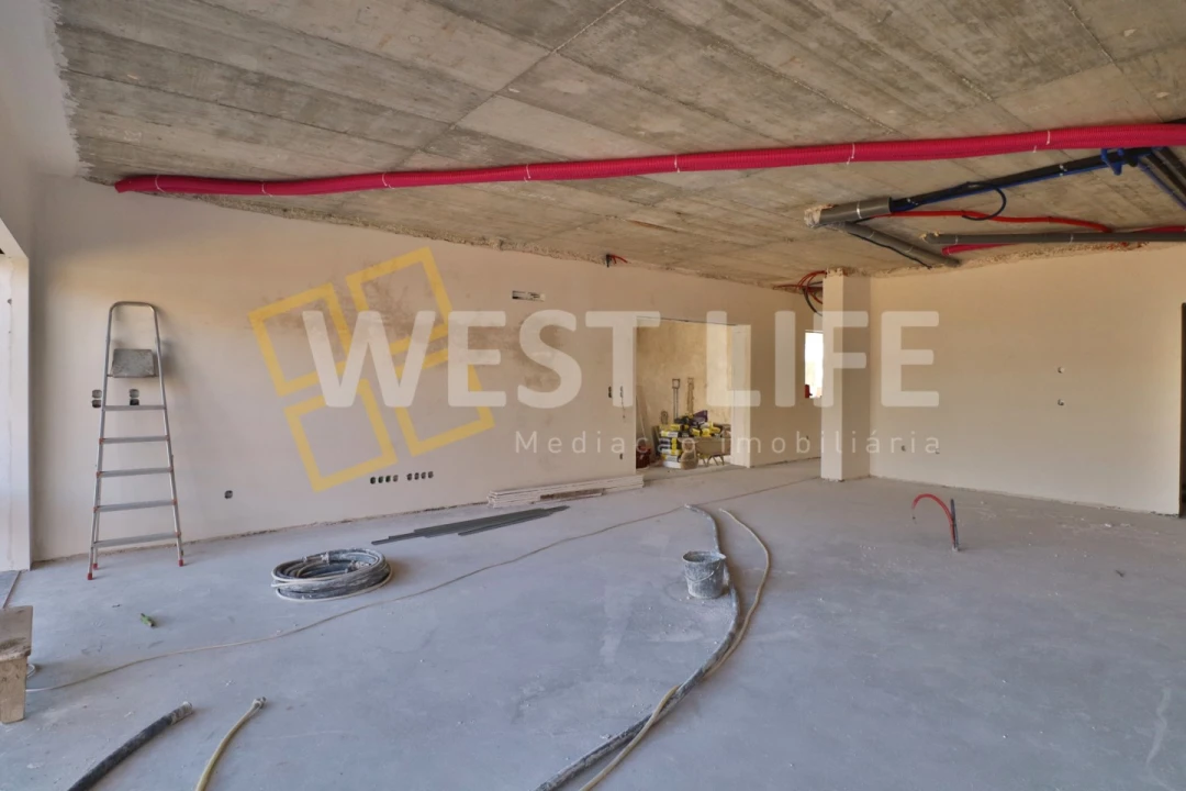 Moradia T4 para Venda em Silveira Foto 4