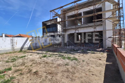 Moradia T4 para Venda em Silveira