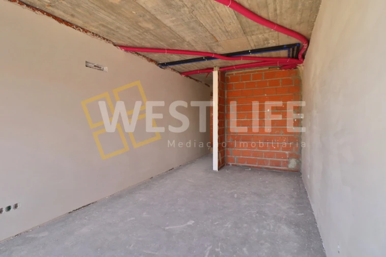 Moradia T4 para Venda em Silveira Foto 23