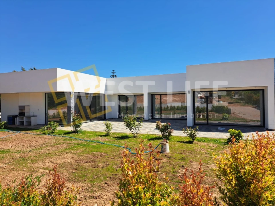 Moradia T4 para Venda em Azueira e Sobral da Abelheira Foto 30