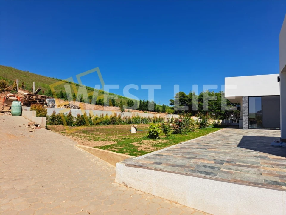 Moradia T4 para Venda em Azueira e Sobral da Abelheira Foto 32