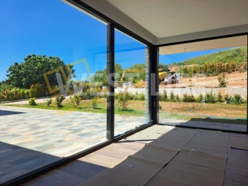 Moradia T4 para Venda em Azueira e Sobral da Abelheira