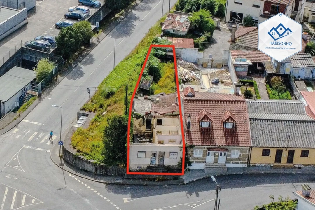 Moradia T4 para Venda em Vila Nova de Famalicão e Calendário Foto 1