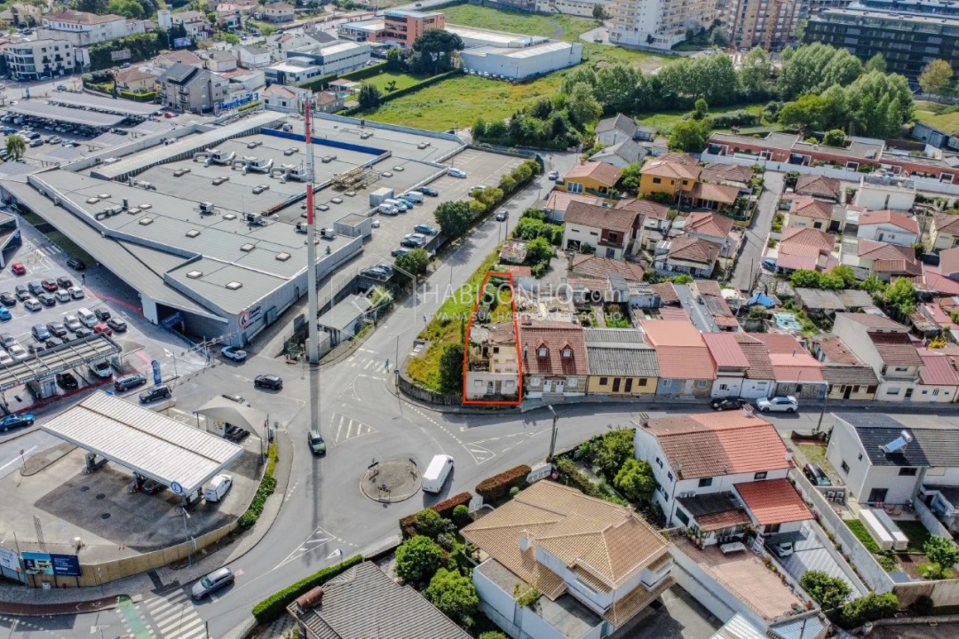 Moradia T4 para Venda em Vila Nova de Famalicão e Calendário Foto 6