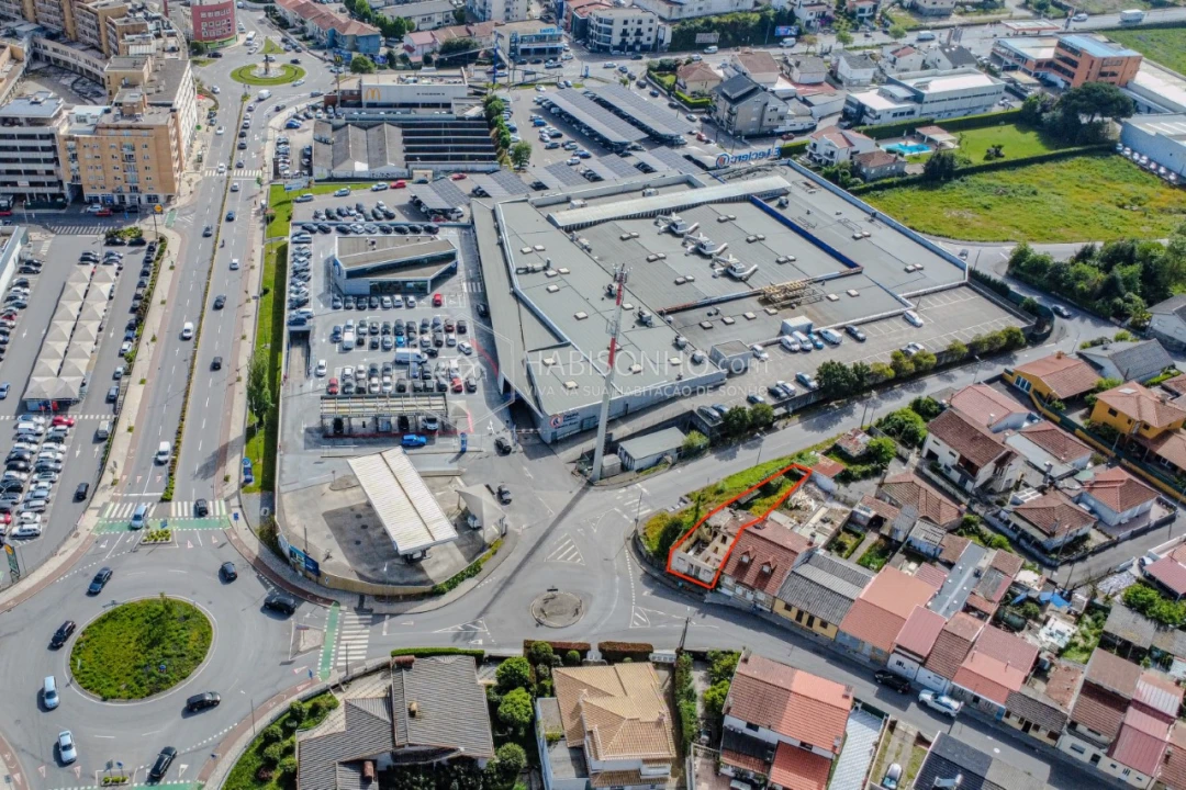 Moradia T4 para Venda em Vila Nova de Famalicão e Calendário Foto 7