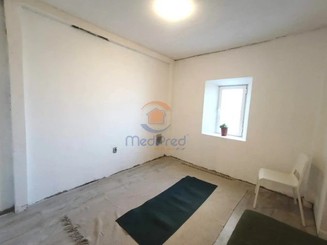 Moradia T2 para Venda em Carvoeira e Carmões Foto 12