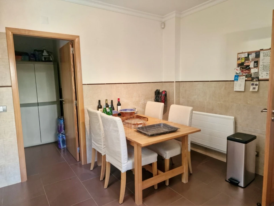 Moradia T3 para Venda em Santa Catarina da Fonte do Bispo Foto 4