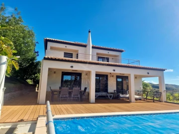 Moradia T3 para Venda em Santa Catarina da Fonte do Bispo