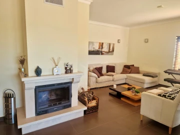 Moradia T3 para Venda em Santa Catarina da Fonte do Bispo