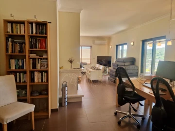 Moradia T3 para Venda em Santa Catarina da Fonte do Bispo