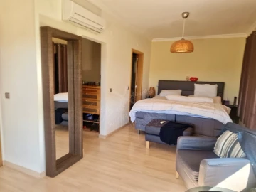 Moradia T3 para Venda em Santa Catarina da Fonte do Bispo