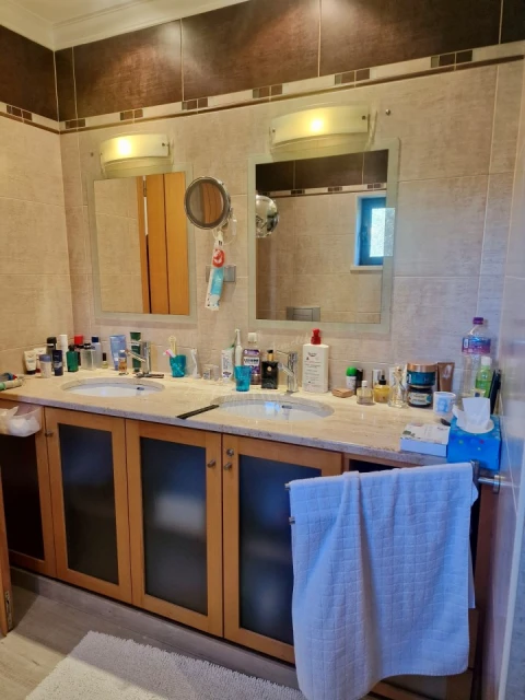 Moradia T3 para Venda em Santa Catarina da Fonte do Bispo