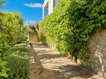 Moradia T3 para Venda em Santa Catarina da Fonte do Bispo