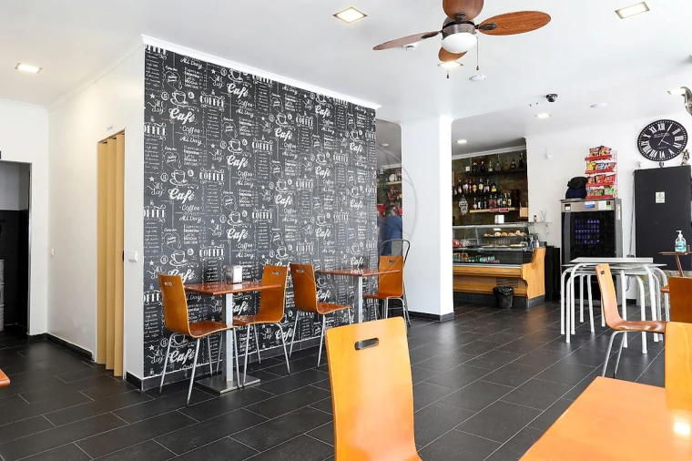 Loja para Arrendamento em Queluz e Belas Foto 11