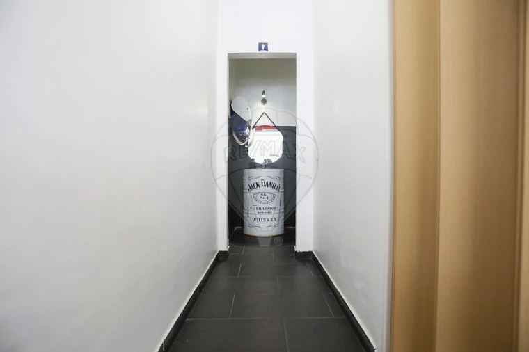 Loja para Arrendamento em Queluz e Belas Foto 8