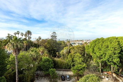 Apartamento T4 para Arrendamento em Misericórdia