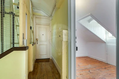 Apartamento T4 para Arrendamento em Misericórdia