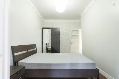 Apartamento T4 para Venda em Alvalade