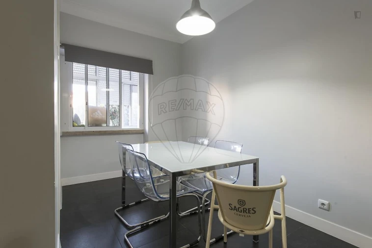 Apartamento T4 para Venda em Alvalade Foto 21