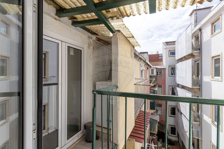 Apartamento T2 para Venda em Alcantara Foto 4