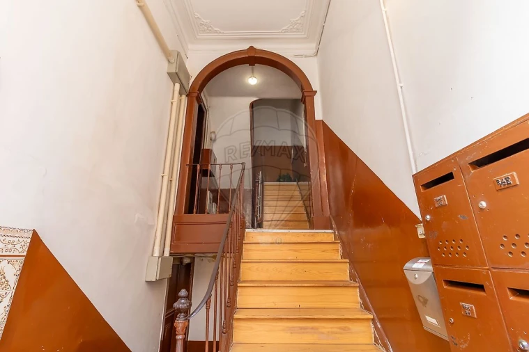 Apartamento T2 para Venda em Alcantara Foto 3
