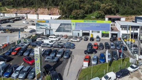 Armazém para Venda em Malveira e São Miguel de Alcainça