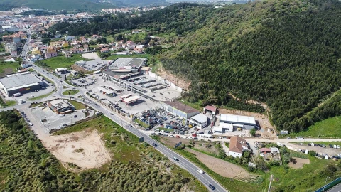 Armazém para Venda em Malveira e São Miguel de Alcainça