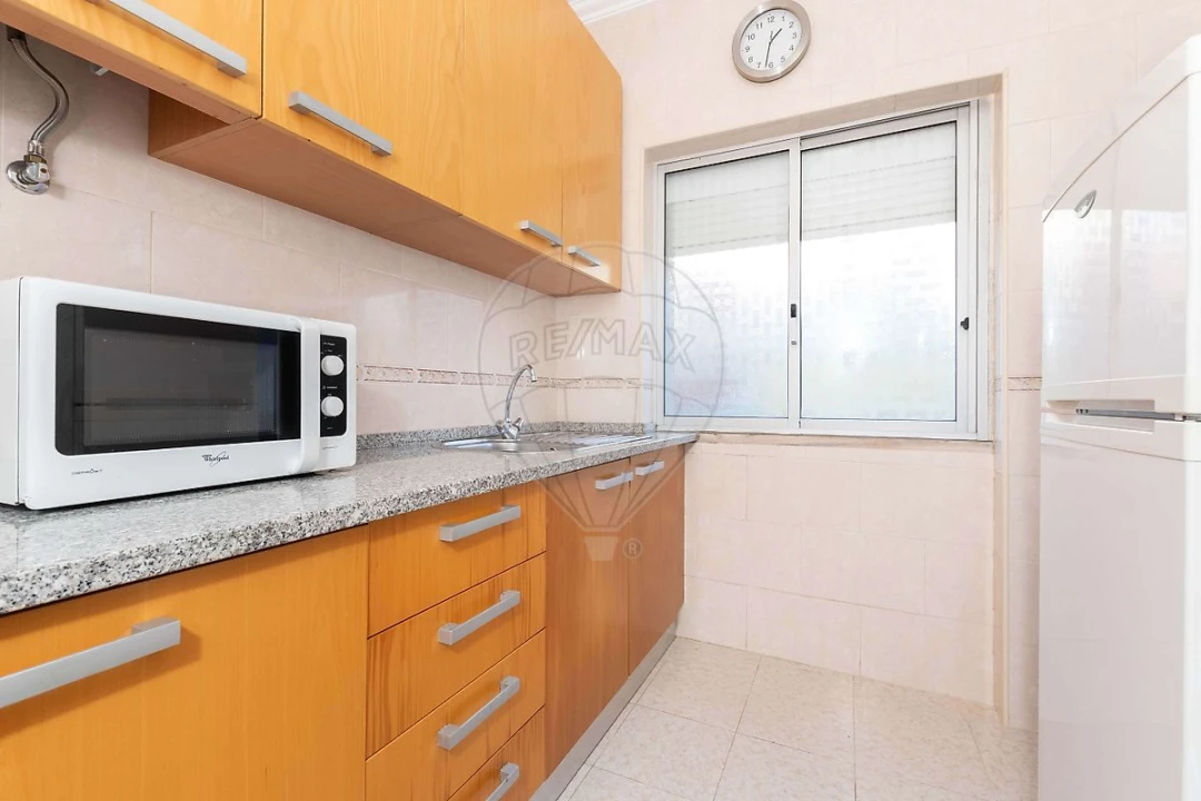 Apartamento T1 para Arrendamento em Vila Franca de Xira Foto 8