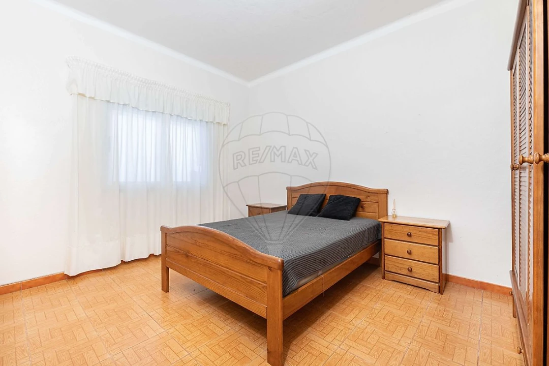Apartamento T1 para Arrendamento em Vila Franca de Xira Foto 1