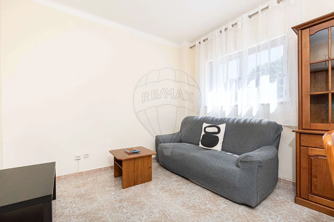 Apartamento T1 para Arrendamento em Vila Franca de Xira Foto 14