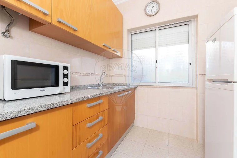 Apartamento T1 para Arrendamento em Vila Franca de Xira Foto 8